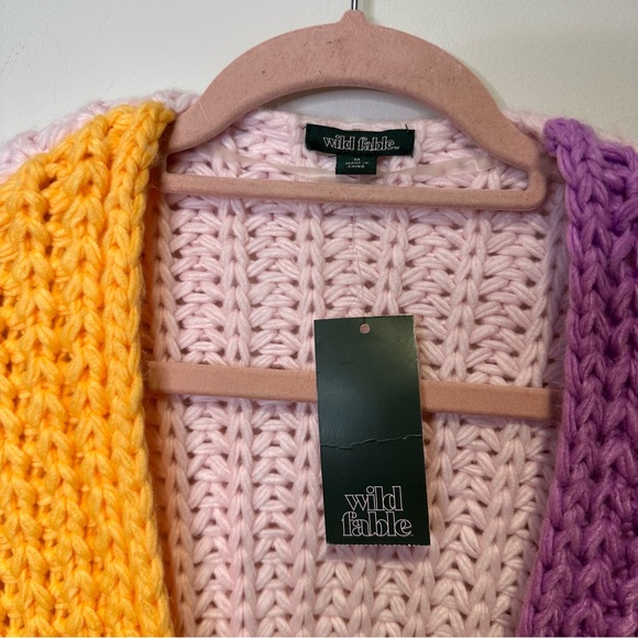 NWT wild fable cropped cardigan sweater size medium - Picture 2 of 3